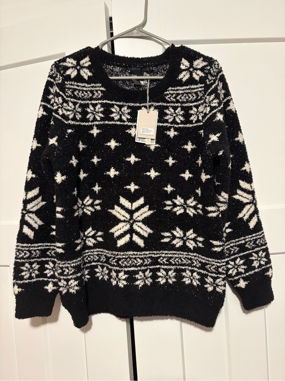 Barefoot Dreams Fair Isle Sweater Size L NWT Fuzzy Cozy Pullover Black White - Picture 3 of 5